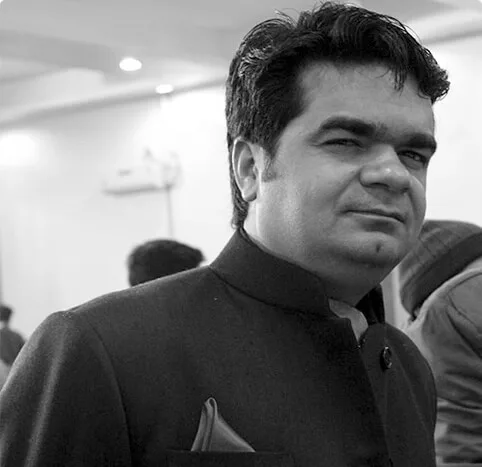 Brijesh Saxena, Founder and Director of Buskers